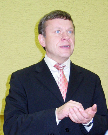 Radviliškiečiai pasirinko teisiamą merą Radviliškiečiai pasirinko teisiamą merą
