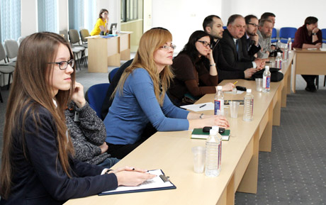 Šiaulių universitetas surengė aktualią diskusiją su verslo atstovais Šiaulių universitetas surengė aktualią diskusiją su verslo atstovais