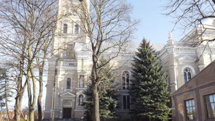 Renkami parašai medžiams gelbėti